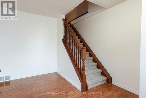 1002 Lawson Road, London, ON - Indoor Photo Showing Other Room