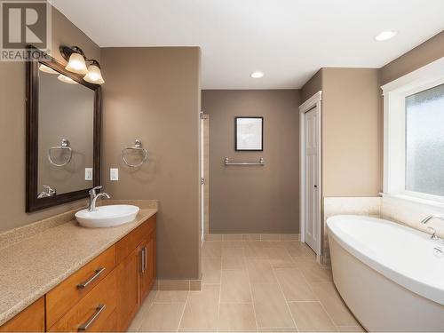 2505 Kenney Court, Prince George, BC - Indoor Photo Showing Bathroom