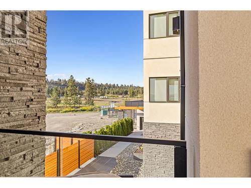 3000 Ariva Drive Unit# 3205, Kelowna, BC - Outdoor