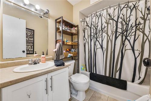 350 Quigley Road|Unit #749, Hamilton, ON - Indoor Photo Showing Bathroom