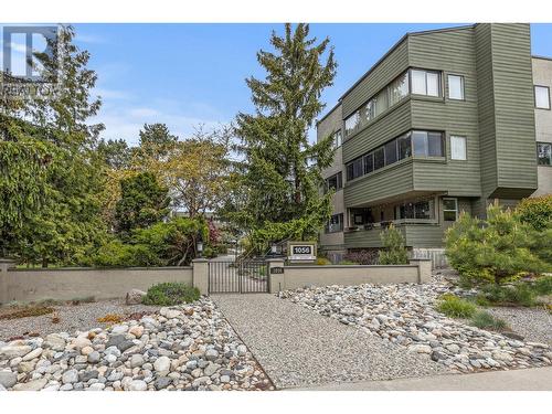 1056 Bernard Avenue Unit# 310, Kelowna, BC - Outdoor