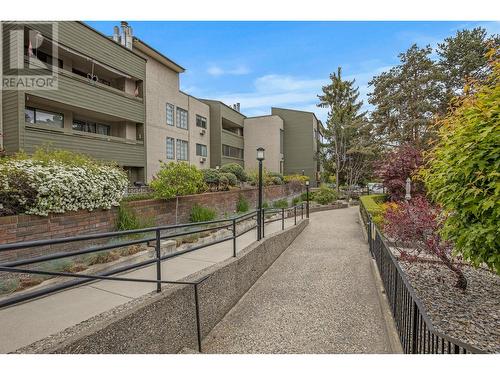 1056 Bernard Avenue Unit# 310, Kelowna, BC - Outdoor