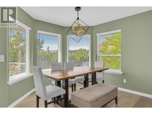 2111 Horizon Drive, West Kelowna, BC - Indoor Photo Showing Dining Room