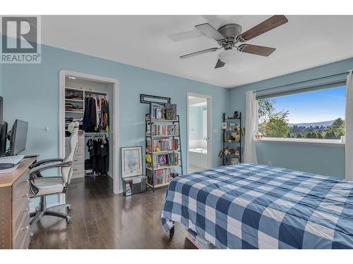 2111 Horizon Drive, West Kelowna, BC - Indoor Photo Showing Bedroom