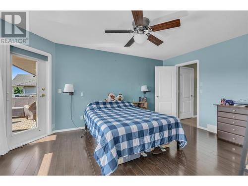 2111 Horizon Drive, West Kelowna, BC - Indoor Photo Showing Bedroom