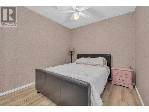 2111 Horizon Drive, West Kelowna, BC - Indoor Photo Showing Bedroom