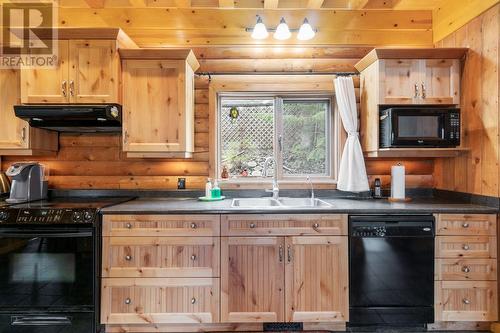 1 Old Sicamous Road, Sicamous, BC - Indoor Photo Showing Kitchen With Double Sink