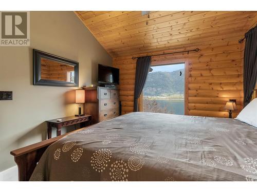 1 Old Sicamous Road, Sicamous, BC - Indoor Photo Showing Bedroom