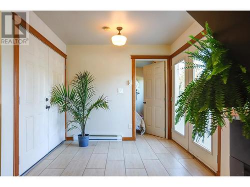 6226 Okanagan Avenue, Vernon, BC - Indoor Photo Showing Other Room