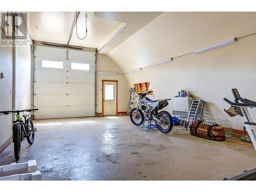 6226 Okanagan Avenue, Vernon, BC - Indoor Photo Showing Garage