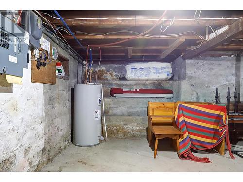 6226 Okanagan Avenue, Vernon, BC - Indoor Photo Showing Basement