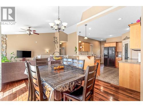 2734 Sugosa Place, West Kelowna, BC - Indoor Photo Showing Dining Room