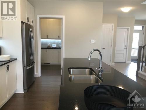 519 Edenwylde Drive, Stittsville, ON - Indoor Photo Showing Kitchen With Double Sink