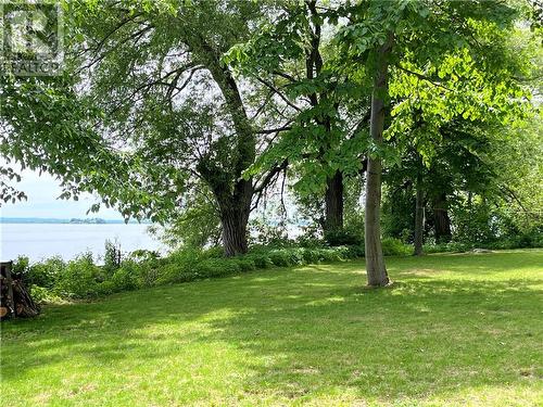 8 St Francis Island, Summerstown, ON - Outdoor