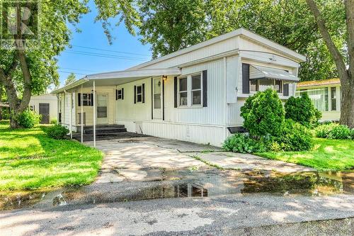 1940 London Line Unit# 67, Sarnia, ON - Outdoor