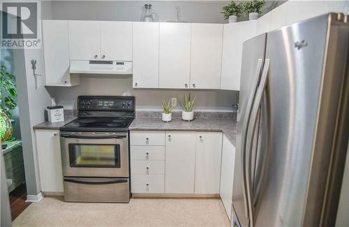 382 Morris Street, Pembroke, ON - Indoor Photo Showing Kitchen