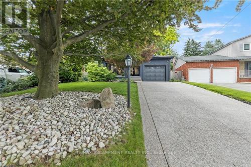 19 Minstrel Court, Hamilton (Mountview), ON - Outdoor