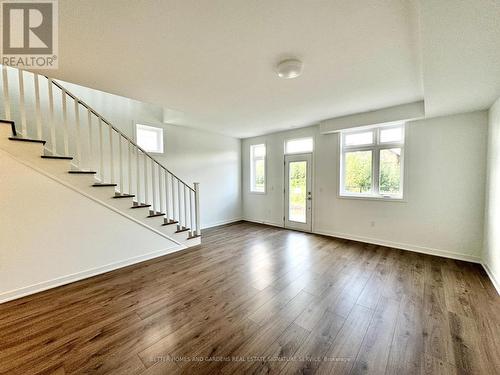 3045 Trailside Drive, Oakville, ON - Indoor Photo Showing Other Room