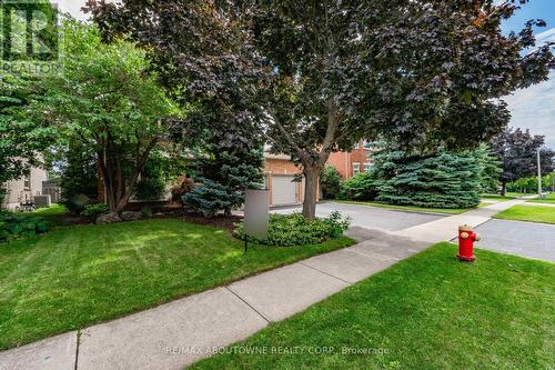 126 Howell Road, Oakville (River Oaks), ON - Outdoor