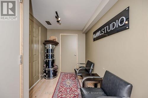 126 Howell Road, Oakville (River Oaks), ON - Indoor Photo Showing Other Room