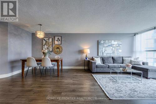 1015 - 35 Trailwood Drive, Mississauga (Hurontario), ON - Indoor Photo Showing Living Room