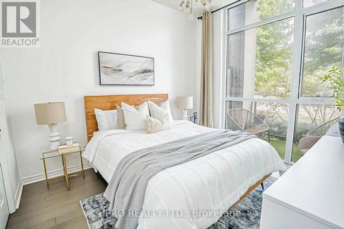 105 - 339 Rathburn Road W, Mississauga (City Centre), ON - Indoor Photo Showing Bedroom