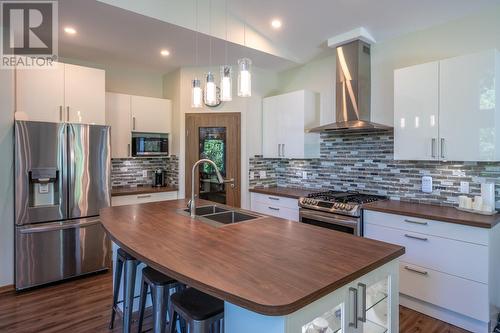 15018 Kato Street, Summerland, BC - Indoor Photo Showing Kitchen With Double Sink With Upgraded Kitchen