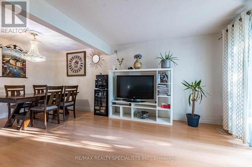 28 - 900 Central Park Drive, Brampton, ON - Indoor