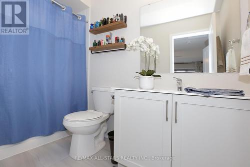 37 Howard Williams Court, Uxbridge, ON - Indoor Photo Showing Bathroom