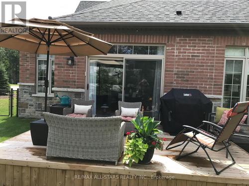 37 Howard Williams Court, Uxbridge, ON - Outdoor With Deck Patio Veranda With Exterior