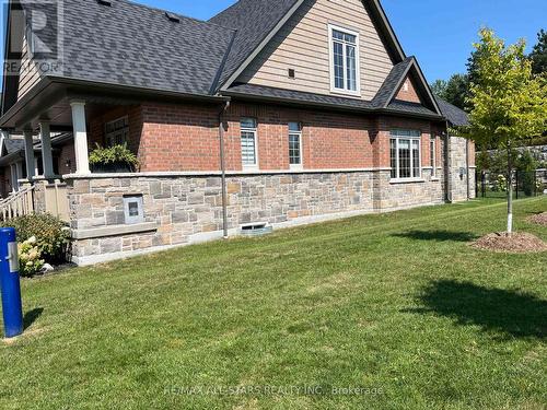 37 Howard Williams Court, Uxbridge, ON - Outdoor