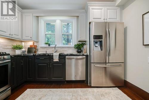 202 Scarboro Crescent, Toronto (Cliffcrest), ON - Indoor Photo Showing Kitchen With Upgraded Kitchen