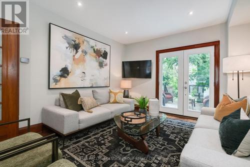 202 Scarboro Crescent, Toronto (Cliffcrest), ON - Indoor Photo Showing Living Room