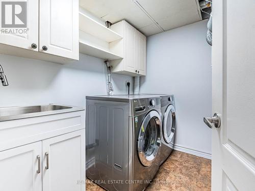 35 - 38 Fairview Road W, Mississauga (Fairview), ON - Indoor Photo Showing Laundry Room