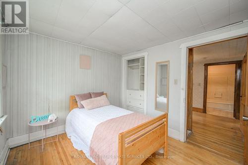 39 Court Street N, Milton (Old Milton), ON - Indoor Photo Showing Bedroom