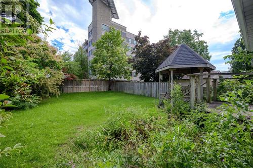 39 Court Street N, Milton, ON - Outdoor With Backyard