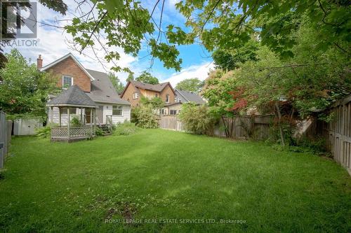 39 Court Street N, Milton, ON - Outdoor