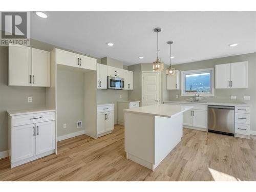 5640 51St Street Unit# 204, Osoyoos, BC - Indoor Photo Showing Kitchen With Upgraded Kitchen