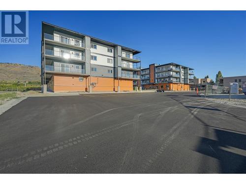 5640 51St Street Unit# 204, Osoyoos, BC - Outdoor