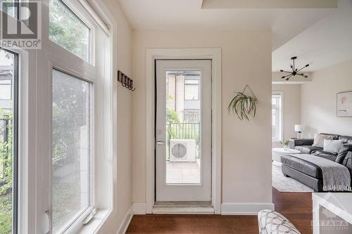 2785 Baseline Road Unit#102, Ottawa, ON - Indoor Photo Showing Other Room