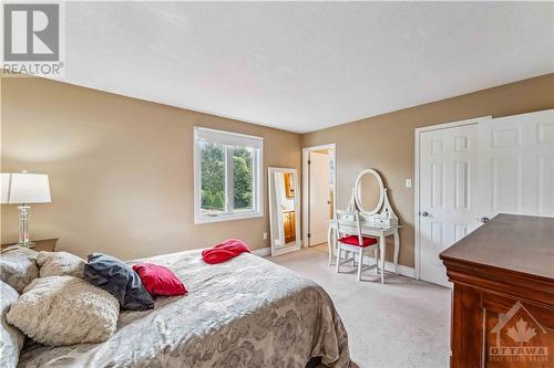 26 Fortune Street, Richmond, ON - Indoor Photo Showing Bedroom