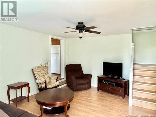 172 Savoie Street, Neguac, NB - Indoor Photo Showing Living Room