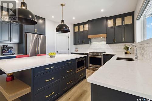 255 Flynn Cove, Saskatoon, SK - Indoor Photo Showing Kitchen With Double Sink With Upgraded Kitchen