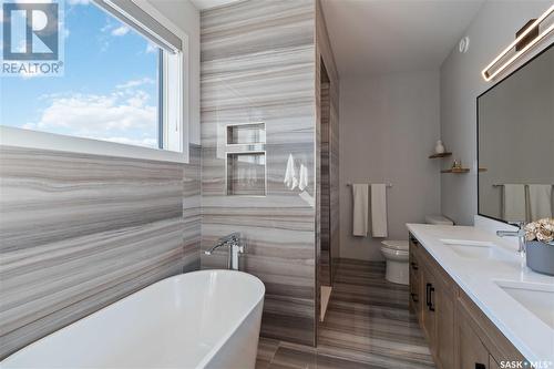 255 Flynn Cove, Saskatoon, SK - Indoor Photo Showing Bathroom