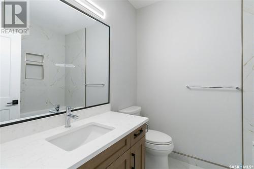 255 Flynn Cove, Saskatoon, SK - Indoor Photo Showing Bathroom