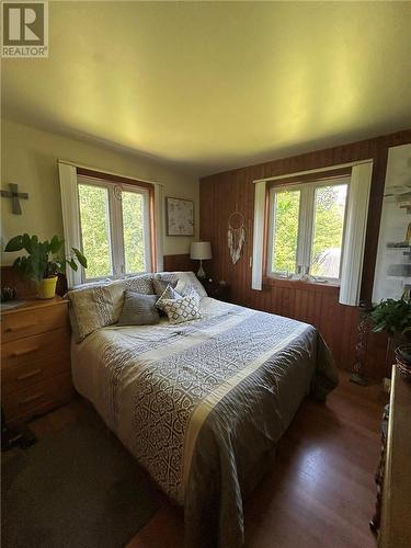 1413 Riverside, Britt, ON - Indoor Photo Showing Bedroom