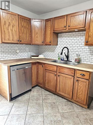 1217 Goulais Ave, Sault Ste. Marie, ON - Indoor Photo Showing Kitchen