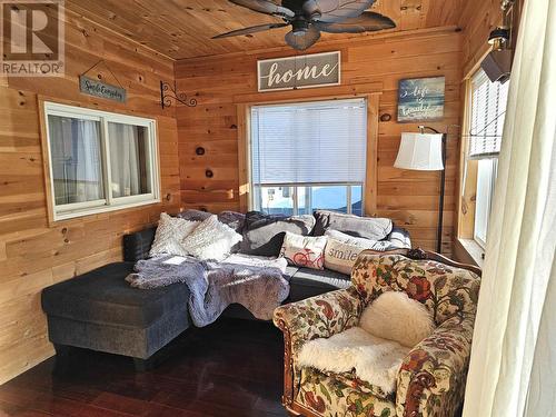 1217 Goulais Ave, Sault Ste. Marie, ON - Indoor Photo Showing Living Room