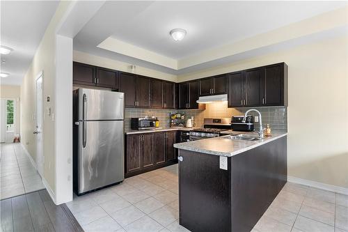 Kitchen - 4456 Saw Mill Drive, Niagara Falls, ON - Indoor Photo Showing Kitchen