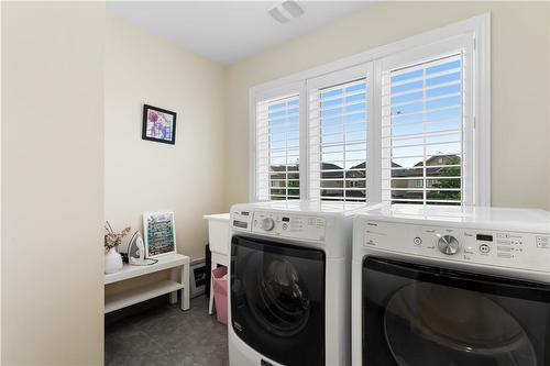 Laundry Room - 2ND Floor - 4456 Saw Mill Drive, Niagara Falls, ON - Indoor Photo Showing Laundry Room